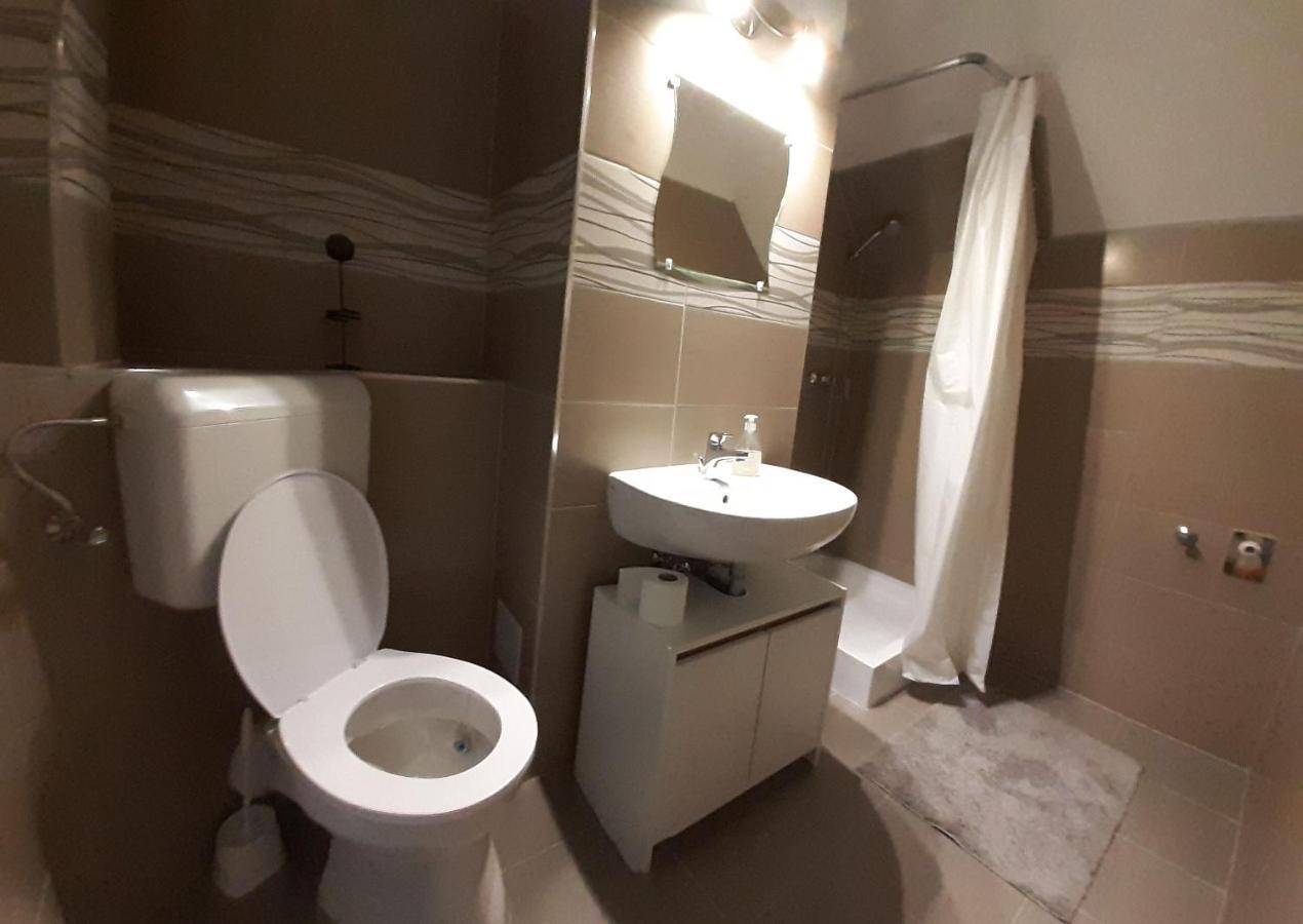 אגר Peak Apartman מראה חיצוני תמונה